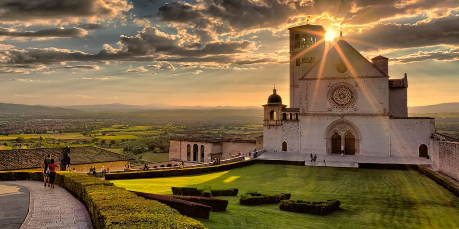 Assisi, le creature di luce