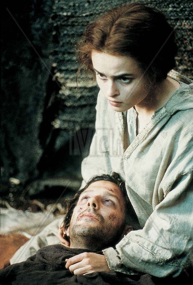 L'attirce Helena Bonham Carter interpretò Chiara in "Francesco" del 1989