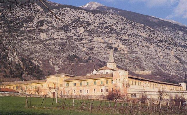 La badia di Santo Spirito sul Morrone