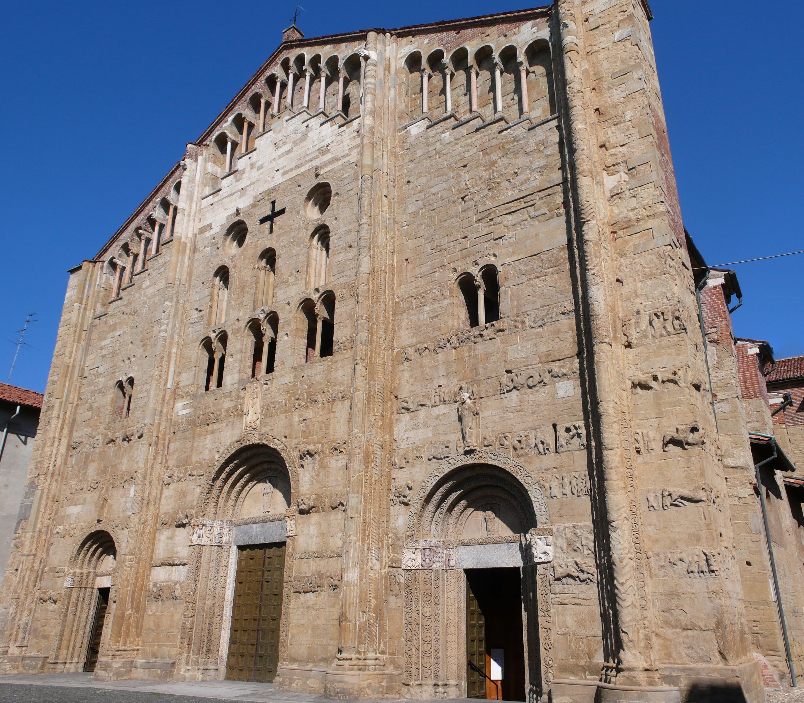 pavia_chiesa_di_san_michele1